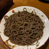 养生的汽锅鸡。