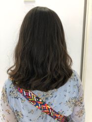-变画·发型STUDIO