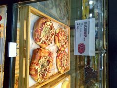 -华荣西饼屋(金禧店)