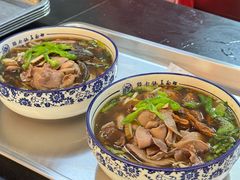 -镇南锅盖面馆(解放路店)