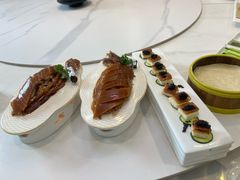 鱼子酱精品烤鸭-普天和酒楼·新津菜·烤鸭(天津之眼店)
