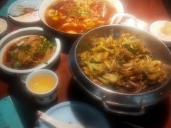 -川人百味·水煮活鱼(赛罕万达店)
