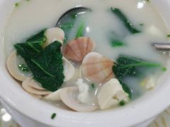 -鹏城人家海鲜酒家·23年老字号(较场尾店)