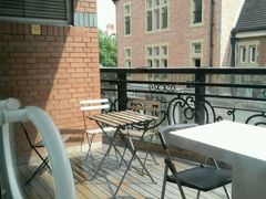 -钟书阁(松江泰晤士小镇店)