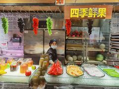 -领鲜活海鲜榴莲自助火锅(东门店)