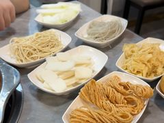 -光头药膳鸡(莱茵小镇店)