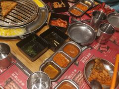 -青瓦炭韩潮烤肉(花园道店)