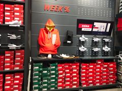 -PUMA品牌自营折扣店(天津佛罗伦萨小镇奥莱店)