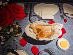 -弦月窗LUNETTE BY AMANDA(复兴路店)