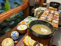 -银米·云南传统过桥米线(双廊黑金冠店)