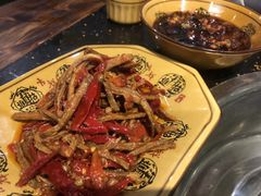 冷吃牛肉-盐井记·自贡美蛙鲜锅兔(中和店)