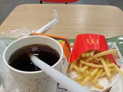-麦当劳(轻轨曹杨路店)