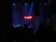 -TZ House音乐现场(来福士中心店)