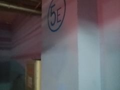 -新中关大厦·停车场