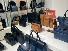 -百年港湾奥特莱斯(香炉礁店)