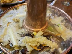 -岳记兴隆·青城腊排铜火锅(融创店)