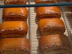 -VERIE BAKEHOUSE