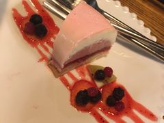 -I HOLIC艾豪丽披萨(KKone店)