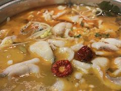 -龙梅肥肠鱼(明瓦廊店)
