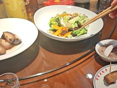 -那家老院子东北菜·饺子·小鸡炖蘑菇(艳华街店)