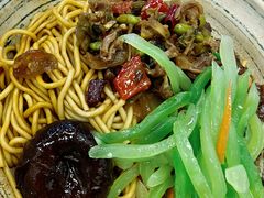 -梅溪·小伙子干挑面(安吉总店)