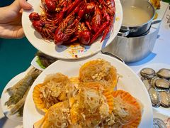 -领鲜活海鲜榴莲自助火锅(东门店)