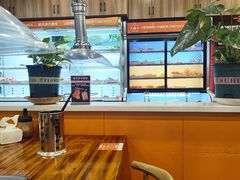 -哈尔滨小酒馆·鲜肉现穿自助烧烤(康新花园店)