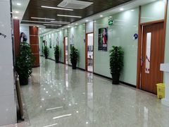 -茂菊口腔连锁(浦东南路店)