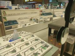 -宝岛眼镜·蔡司·依视路·青少儿近视防控验配中心(西市城购物中心店)