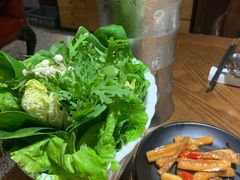 -泓炙颐凤鲜海鲜火锅料理(桐乡店)