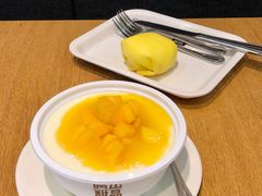 芒果双皮奶-满记甜品(岭南新天地店)