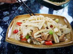 竹笋炒肉-青城甲(青城山店)