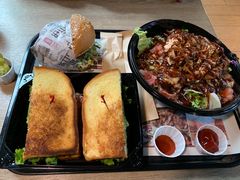 -The Habit Burger Grill 哈比特汉堡(爱琴海店)