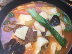 羊肉汤面片-塔哈尔·新疆盛宴(城西银泰店)