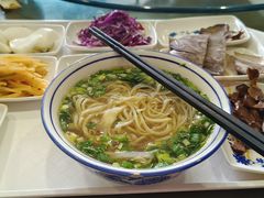 -吾穆勒蓬灰牛肉面·清真(北滨河中路店)