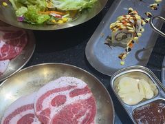 -韩烧牛中牛·甄选黑牛烤肉(黑金店)