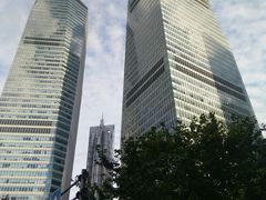 -陆家嘴空中步行连廊