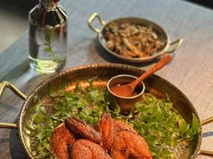 -弦月窗LUNETTE BY AMANDA(复兴路店)