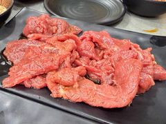 -啊美丽炭火烤肉(滑翔一店)