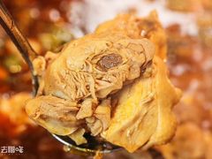 -沪小二炭火蛙锅(淮海中路美食不夜城店)