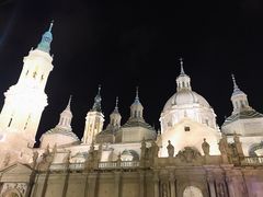 -皮拉尔圣母圣殿主教座堂