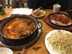 -喇喇排骨火锅·传统韩式脊骨汤(望京西园总店)