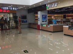 -窦店服务区-停车场