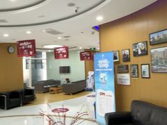 -雅悦齿科(顾村公园店)