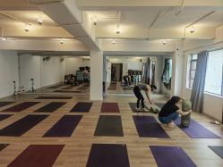 -无界瑜伽普拉提