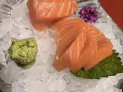 三文鱼背刺身-小山日本料理(兴业太古汇店)