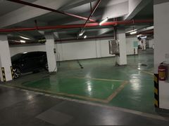 -龙华烈士纪念馆-停车场