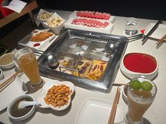 -海底捞火锅鲜切牛肉主题店(长寿路店)