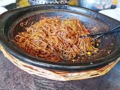 海味粉丝煲-刘胖子家常菜·蹄花焖藕(中南店)