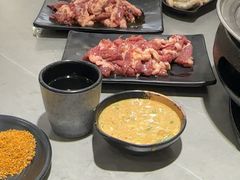 -啊美丽炭火烤肉(滑翔一店)